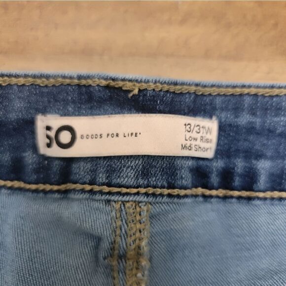SO Jean Low Rise Midi Short Cuffed Hem Mid Wash Denim Y2K 5 Pockets Size 13/31W - Picture 5 of 5